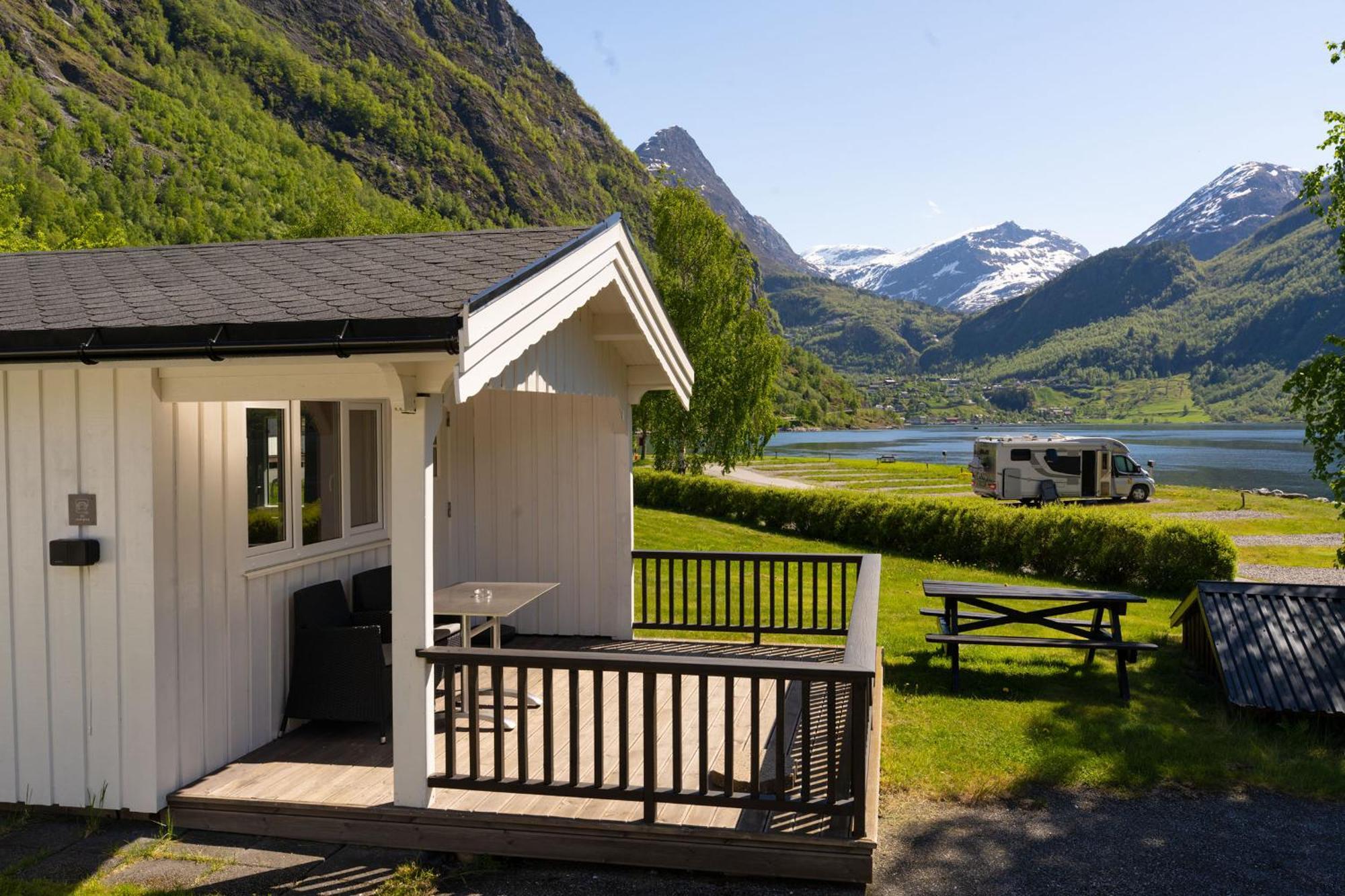 Geirangerfjorden Feriesenter Hotel Room photo
